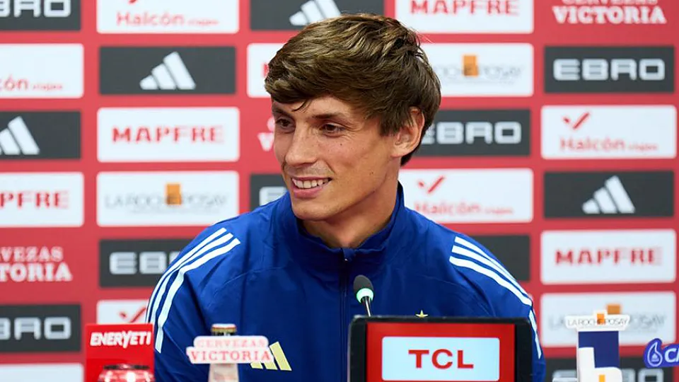 勒诺尔芒出, 一起赢得了, 评价奥亚萨 勒诺尔芒出, 一起赢得了, 评价奥亚萨