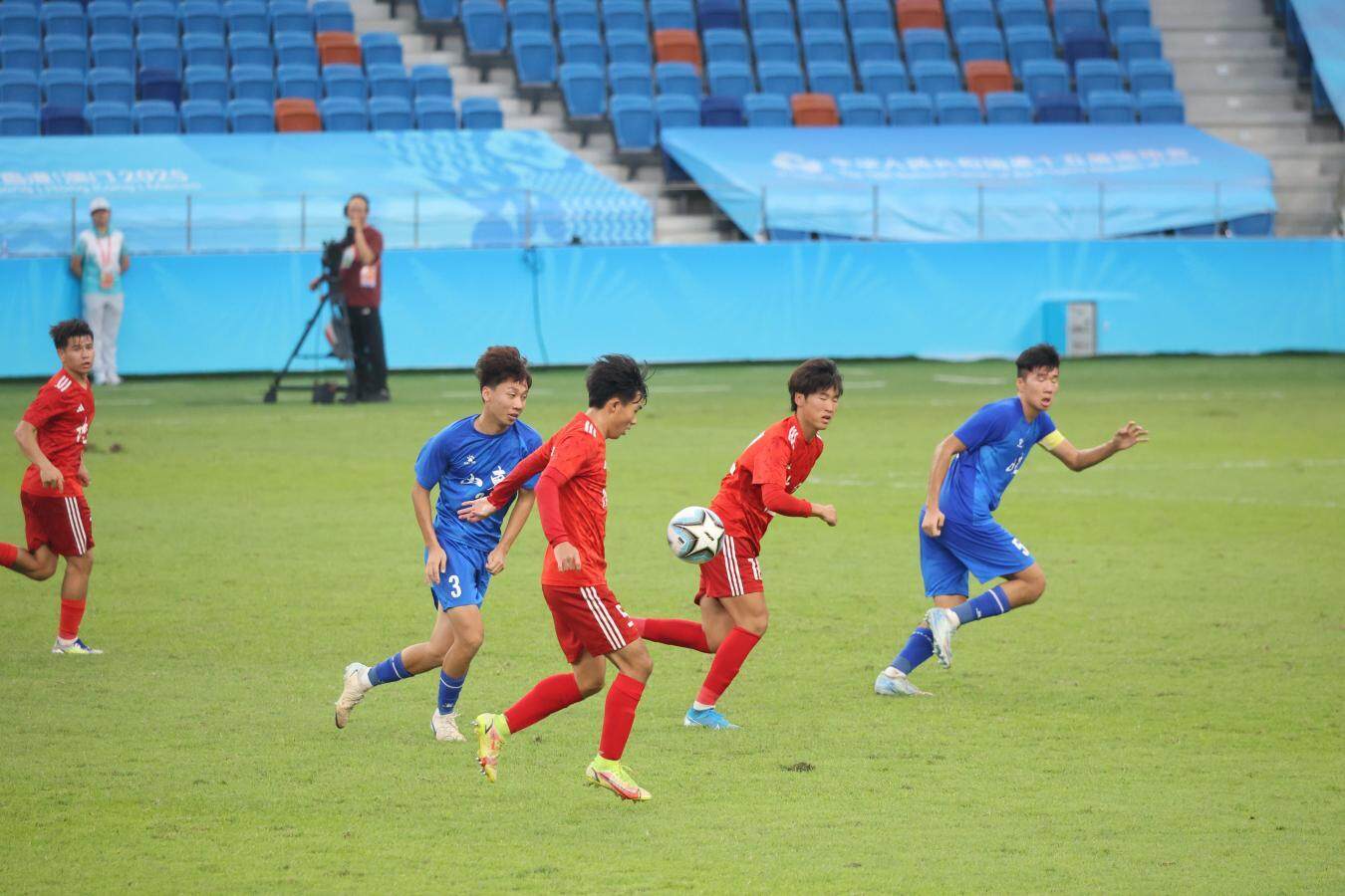 青春逐梦绿, 足U, 足U 青春逐梦绿, 足U, 足U